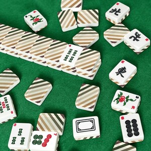 Amerikaanse mahjongtegelset winterbos streeppatroon bruin kakigroen crème afbeelding 3