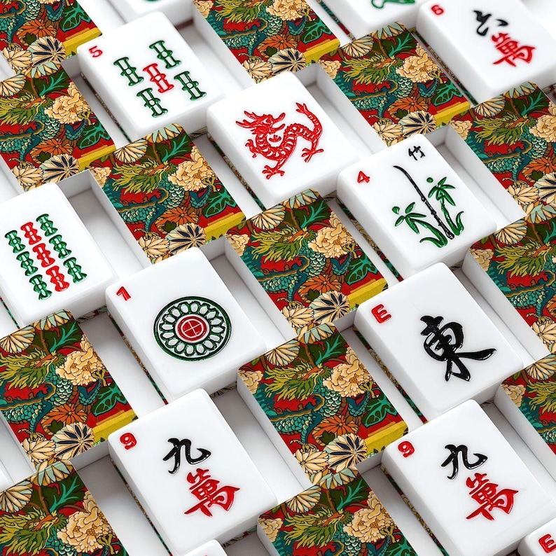 Juego de fichas de mahjong americano - Dragón imperial con colorido patrón chinoiserie rojo imagen 2