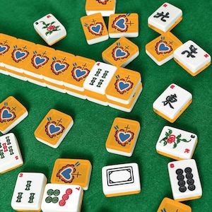 American Mahjong Tiles Set Sacred Heart with Arrow & Sword Bright Colorful Motif image 2