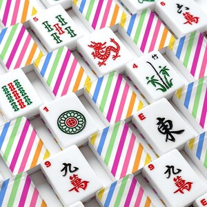 Amerikanische Mahjong Fliesen Set Preppy Summer Stripes Muster Rosa Gelb Blau Weiß Bild 2