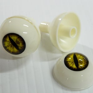 Paar levensgrote realistische menselijke acryl volledig ronde ogen voor Halloween rekwisieten, maskers, poppen slang/demoon/kat, rood of geel
