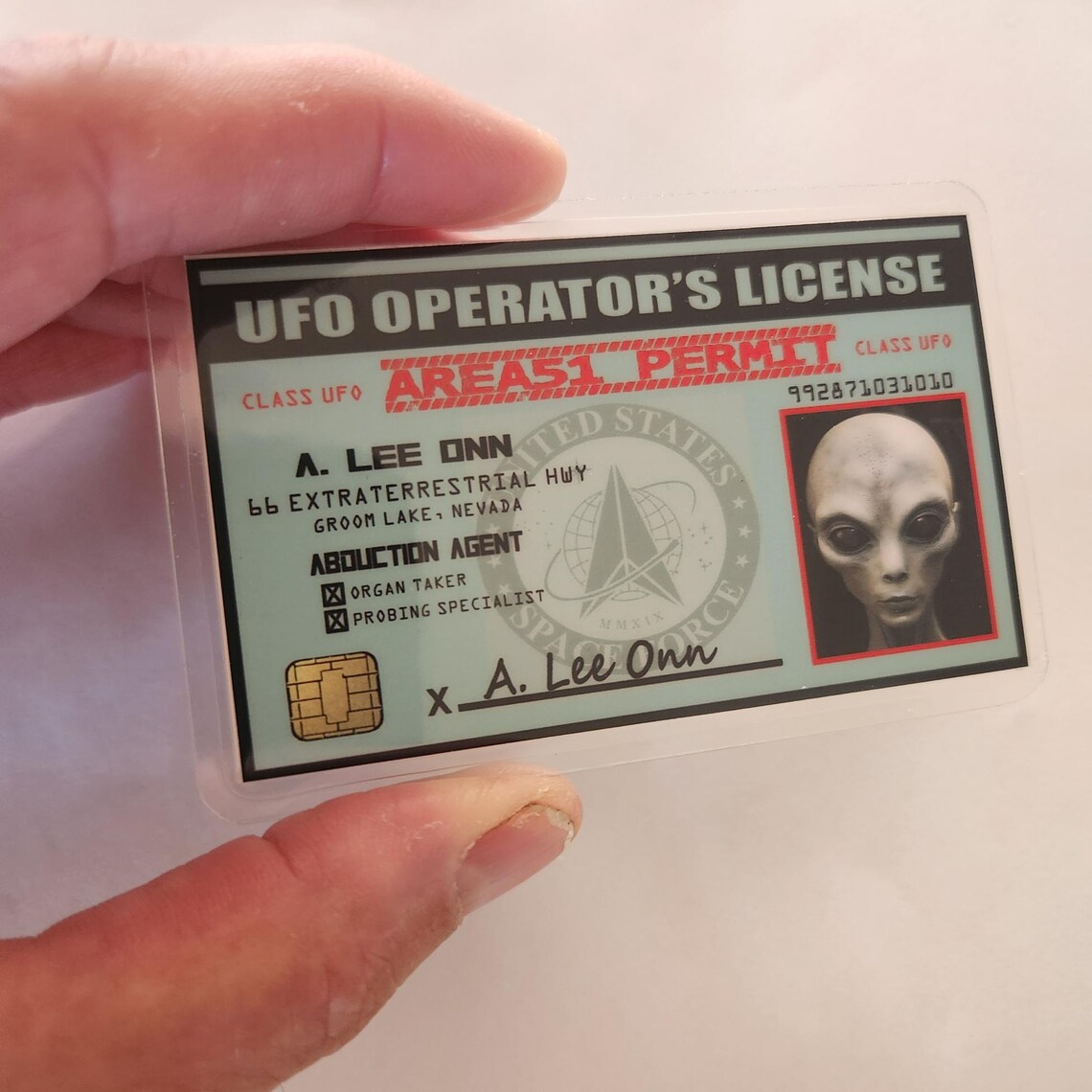 UFO Operator's License and Alien Green Card Fake License 2 Sided ...