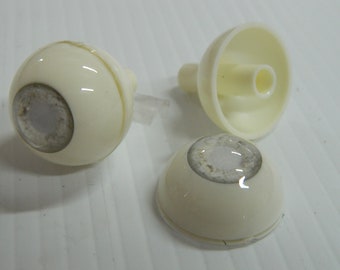 Life Size Adult Human Eyeballs (Brown) With Stem – 28mm Acrylic Horror Prop Pair