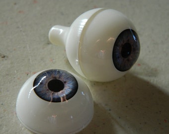 Pair of Life Size Realistic Human Acrylic Eyes for Halloween PROPS, MASKS, DOLLS