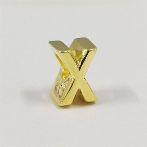 Charm del alfabeto con la letra X de Pandora