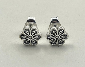 Pandora Floral Daisy Lace Stud Earrings - Sterling Silver