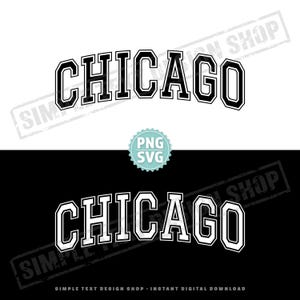 Op de afbeelding: Een digitaal ontwerp met het woord "CHICAGO" in een vet, gebogen lettertype. De tekst is zwart met een witte rand, tegen een witte en zwarte achtergrond. Een "PNG SVG" badge is aanwezig.
