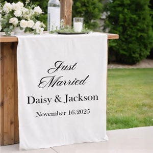 Personalized Just Married Wedding Table Decor, Wedding Table Runner, Just Married Sign,Wedding Banner, Custom Wedding Sign gift