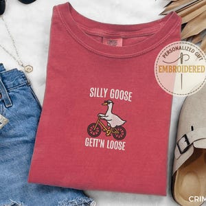 Embroidered Silly Goose Tshirt, Embroidered Goose Crewneck Tshirt, Silly Goose Shirt, Funny Duck Tshirt, Funny Embroidered Shirt, E012