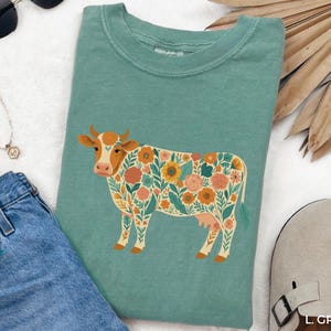 Cow Comfort Colors Shirt, Retro Floral Cow Lover T-Shirt, Trendy Cow Gift, Farm Gifts, Gift for Cow Lover, Wildflower Cows, Farm Gifts, A057