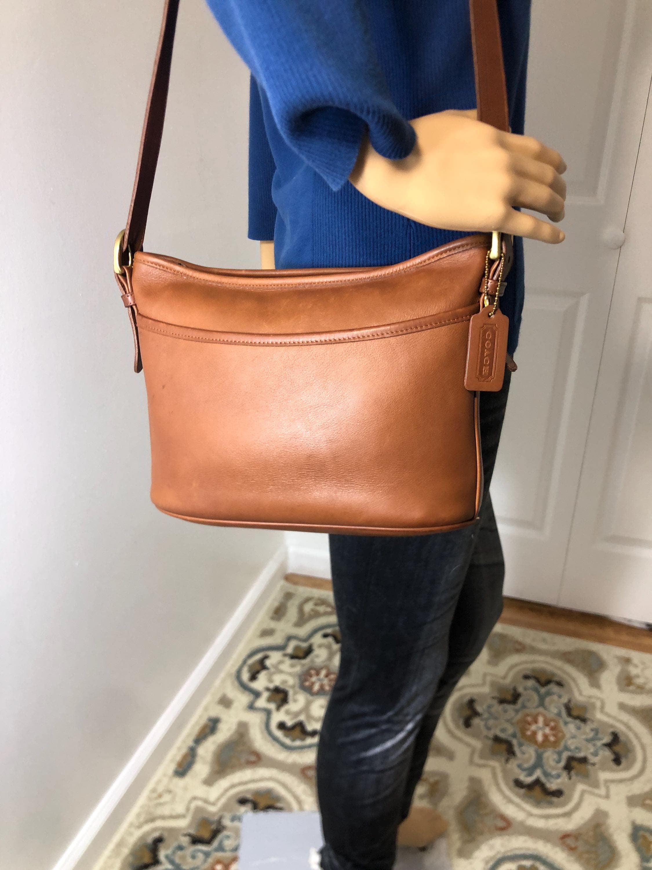 Vintage Coach Tan Brown Leather Worth Crossbody Shoulder Bag