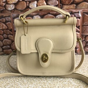 Every thing must go Sale Vintage Coach Winnie in Bone