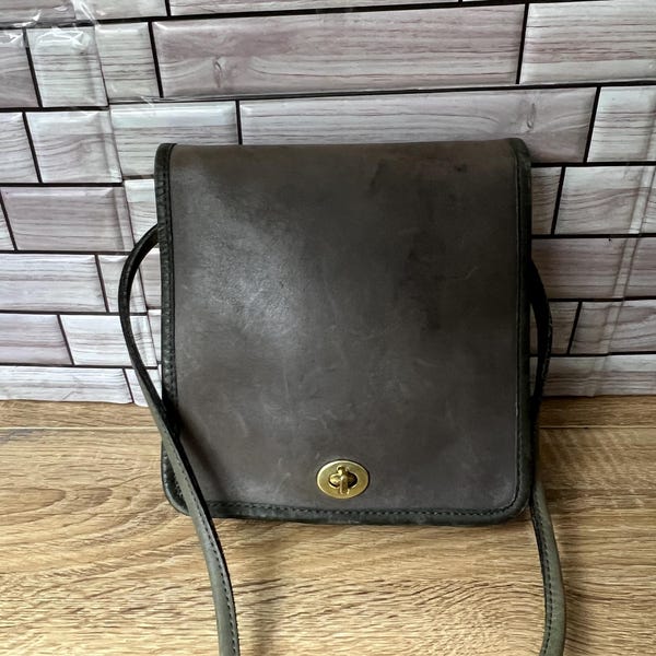 Vintage Coach gray leather Compact Pouch style 8754 made in NYC .
