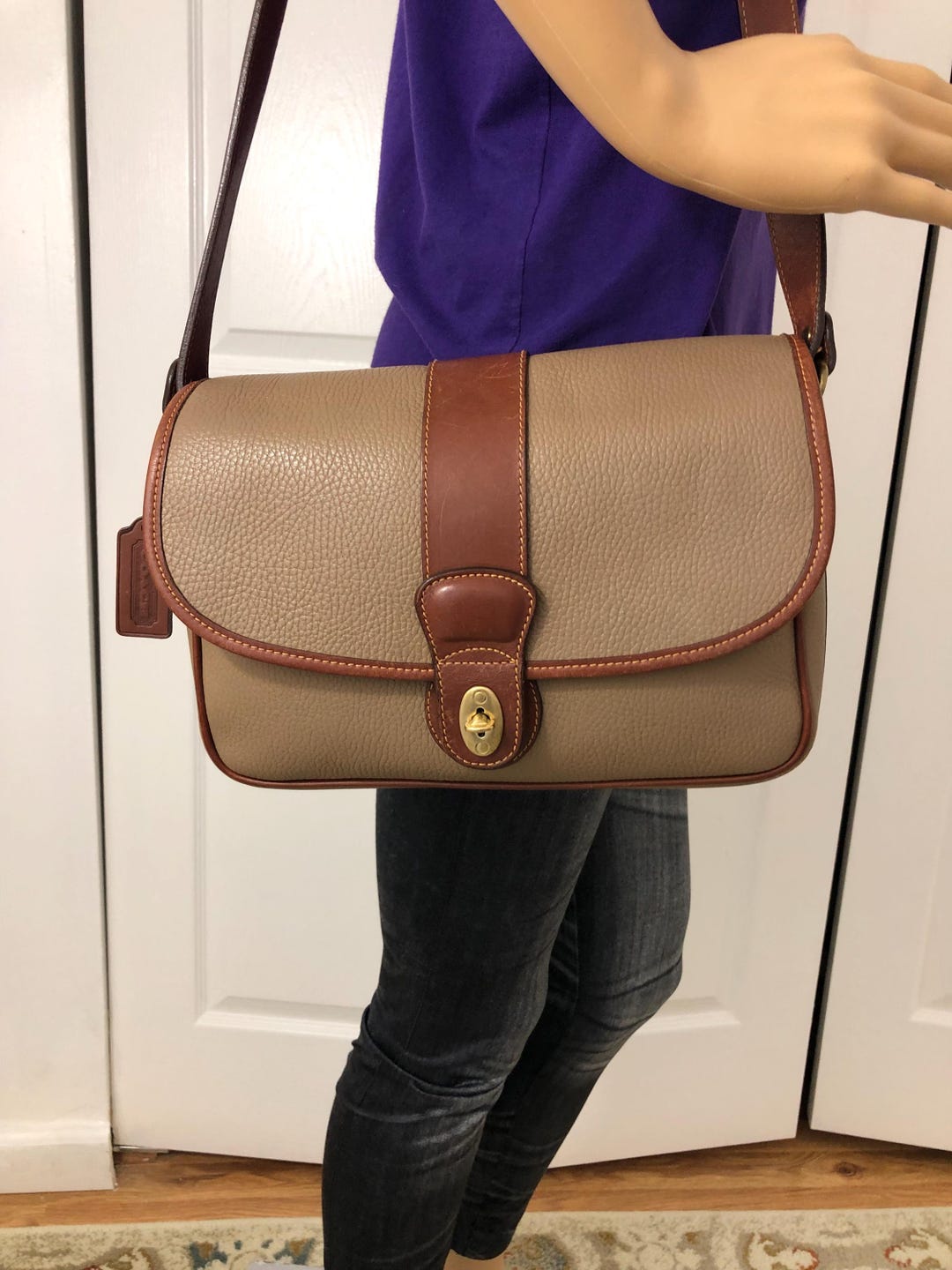 7 Days Sale Vintage Coach Beige Brown Saddle Pebble Leather