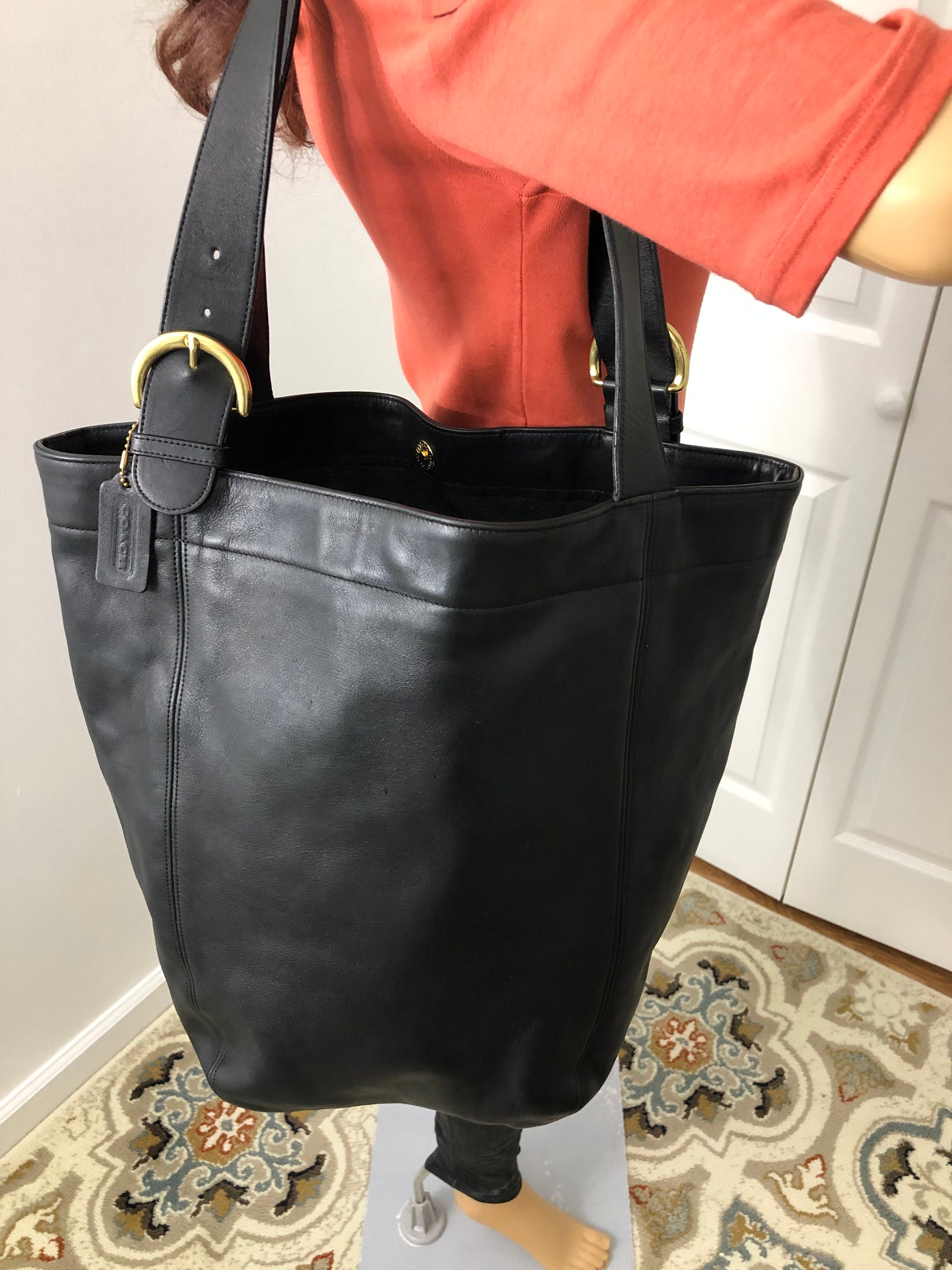 Vintage Coach Black Leather Waverly 