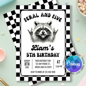 Puede incluir: Invitación de cumpleaños con un borde a cuadros en blanco y negro. La invitación presenta una ilustración de mapache con el texto "FERAL AND FIVE" y "Liam's 5th Birthday". Incluye detalles del evento: fecha, hora y lugar.