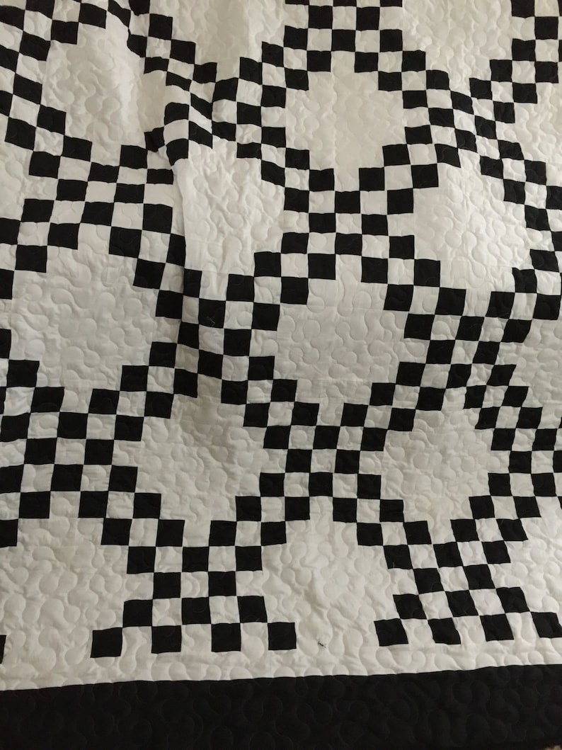 Quilt Black and White Double Irish Chain Queen image 2