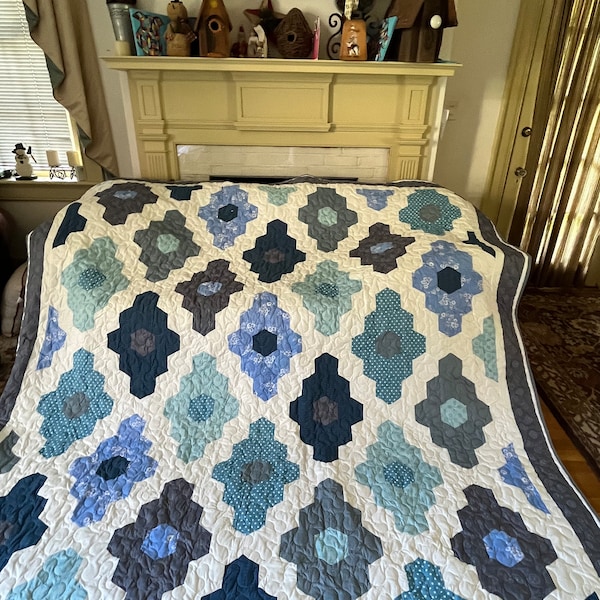 Quilt Blues and Grays Octagon Queen Ready to Ship