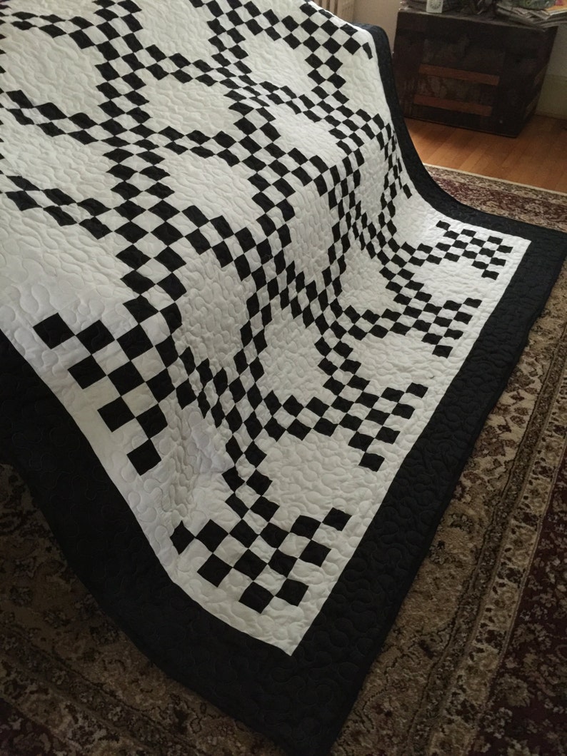 Quilt Black and White Double Irish Chain Queen image 5