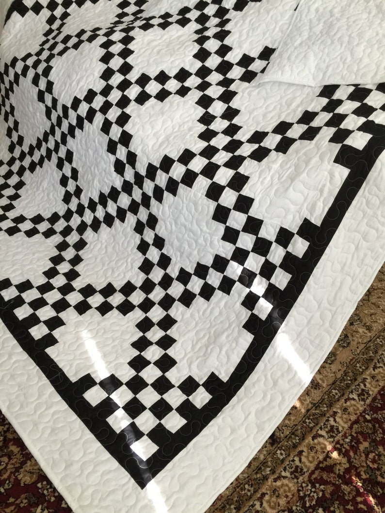 Quilt Double Irish Chain Black and White Queen With White Border Bild 4