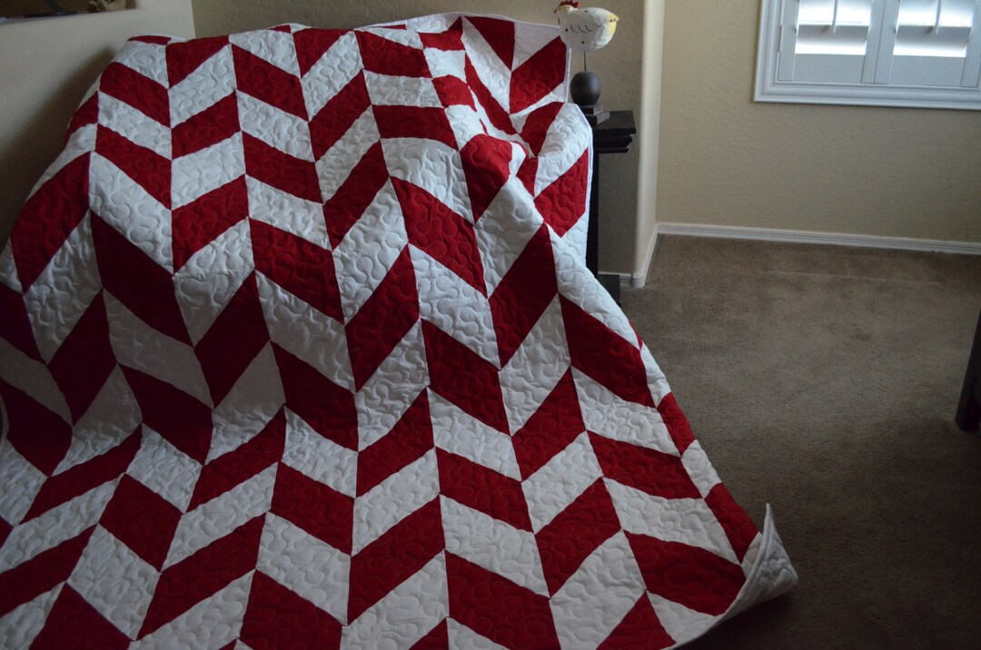 Quilt Herringbone Red and White Twin Quilt Made to Order Etsy