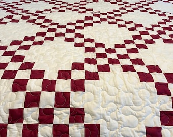 Quilt  Double Irish Chain Dark Red and White Queen