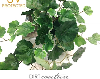 Artificial outdoor geranium plant, variegated, greenery plant, UV resistant