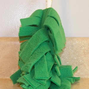 Fleece Reusable Duster Refill compatible with Swiffer Duster GREEN Inv 27004 image 2