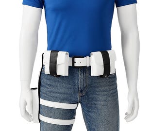 May include: A white belt with black detailing and two white pouches. The belt is paired with a matching white thigh strap. The model is wearing a blue t-shirt and blue denim jeans.