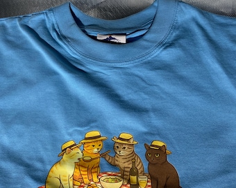 cats at picnic 100% cotton t shirt : blue with beige brown red funny graphic heavyweight tee