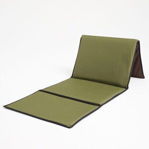 Silla de suelo plegable portátil TayaMat con respaldo - Colchoneta impermeable para camping y asiento de playa imagen 8