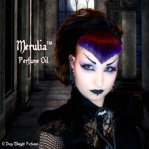 MERULIA™ Perfume Oil - Egyptian Amber, Tobacco, Blackberries, Dark Woods, Smoked Cedarwood - Gothic Perfume - Fantasy Perfume
