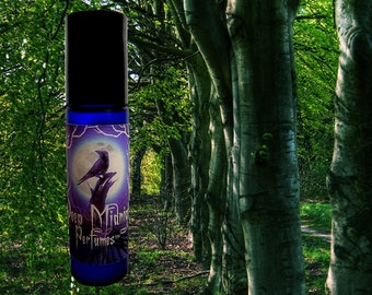 SYLVAN NIGHT Perfume Oil - Vetiver, Oakmoss, Soft musk - Gothic Perfume - Artisan perfume