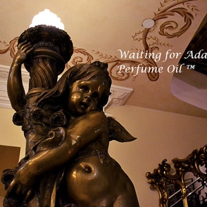 WAITING FOR ADA™ Perfume Oil - Elegant Woods, Pressed Linens, Peanut Butter, Jelly, Hot Chocolate, Spirit Accord - Halloween Perfume