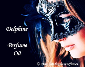 DELPHINE Perfume Oil - Magnolia blossoms, gardenia, vetiver, night blooming jasmine, olive leaves, bayrum - Mardis Gras