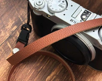 Grained Calfskin Leather Camera Strap: Slim Vintage Neck Strap