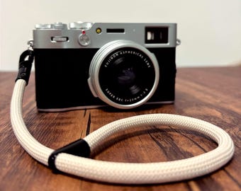 Off-white Camera Wrist Strap: Fujifilm/Leica/Nikon Paracord Quick Release Strap