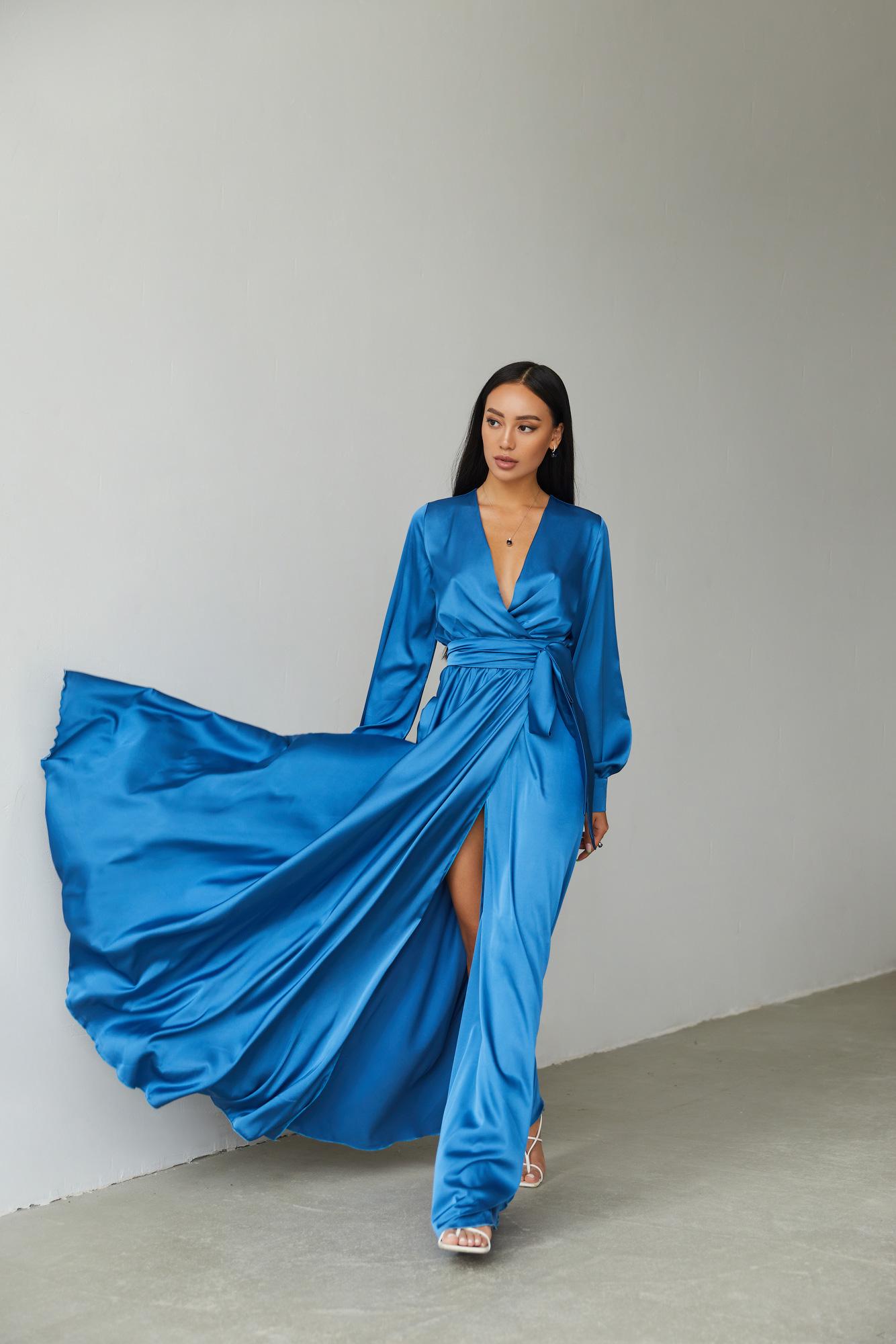 sachin and babi light blue dress Crystal Peony Champagne Taffeta Blouse and Ball Skirt on a windy day