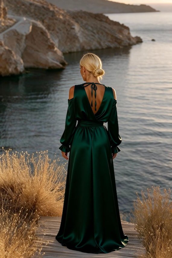 emerald green boho maxi dress Emerald Green Long Sleeve 'Whimsical' Boho Maxi Dress with Pockets and –  Jealouzy Fashion