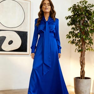 viscose satin woven long sleeve maxi dress Shona Joy - La Lune Plunged Long Sleeve Maxi Dress - Espresso