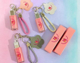 Gloss végane avec fleurs miroir porte-clés