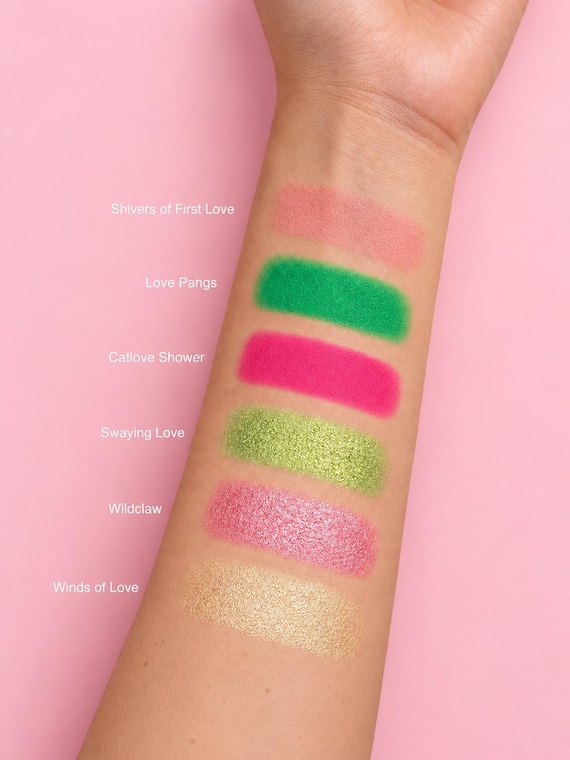 Mitsuri Love Breathing Eyeshadow Palette | Anime Cosplay Makeup (6-Pan) | Demon Slayer Inspired