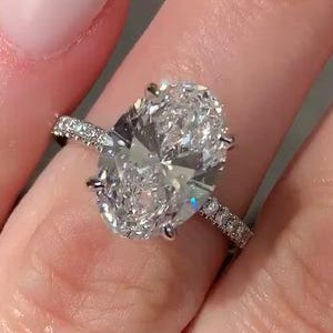 2.5Ct Oval Moissanite Ring, Oval Engagement Ring,Oval Cut Ring, 14K White Gold Wedding Ring,Oval Ring For Her,Promise ring, Anniversary ring