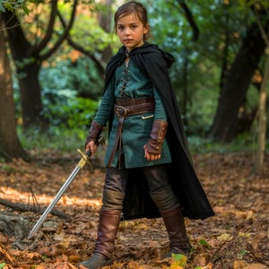 Fantasy Kids Cloak with Hood Renaissance Wizard Elven Hooded Cape Fair Witch Hooded Cape Festiva Gothic Halloween Costume for Girls Boy Gift