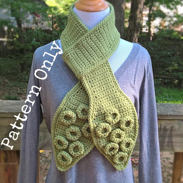 Tentacle Scarf - Crochet Pattern - PDF - Octopus - Squid - Suckers - Two Versions - Easy - Beginner - Nerdy - Geeky