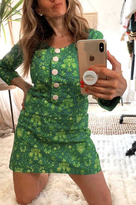 Vintage 60's Green Paisley Print Floral Pattern Mo