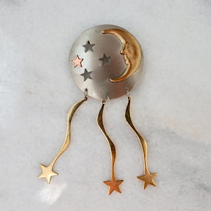 Vintage 80&#39;s Celestial Crescent Man In The Moon Shooting Star Round Pin Circle Silver Zodiac Gold Dangle Brooch