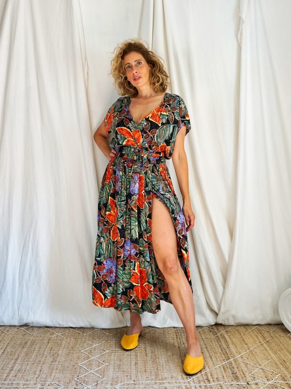 Vintage Floral Wrap Dress - image 5