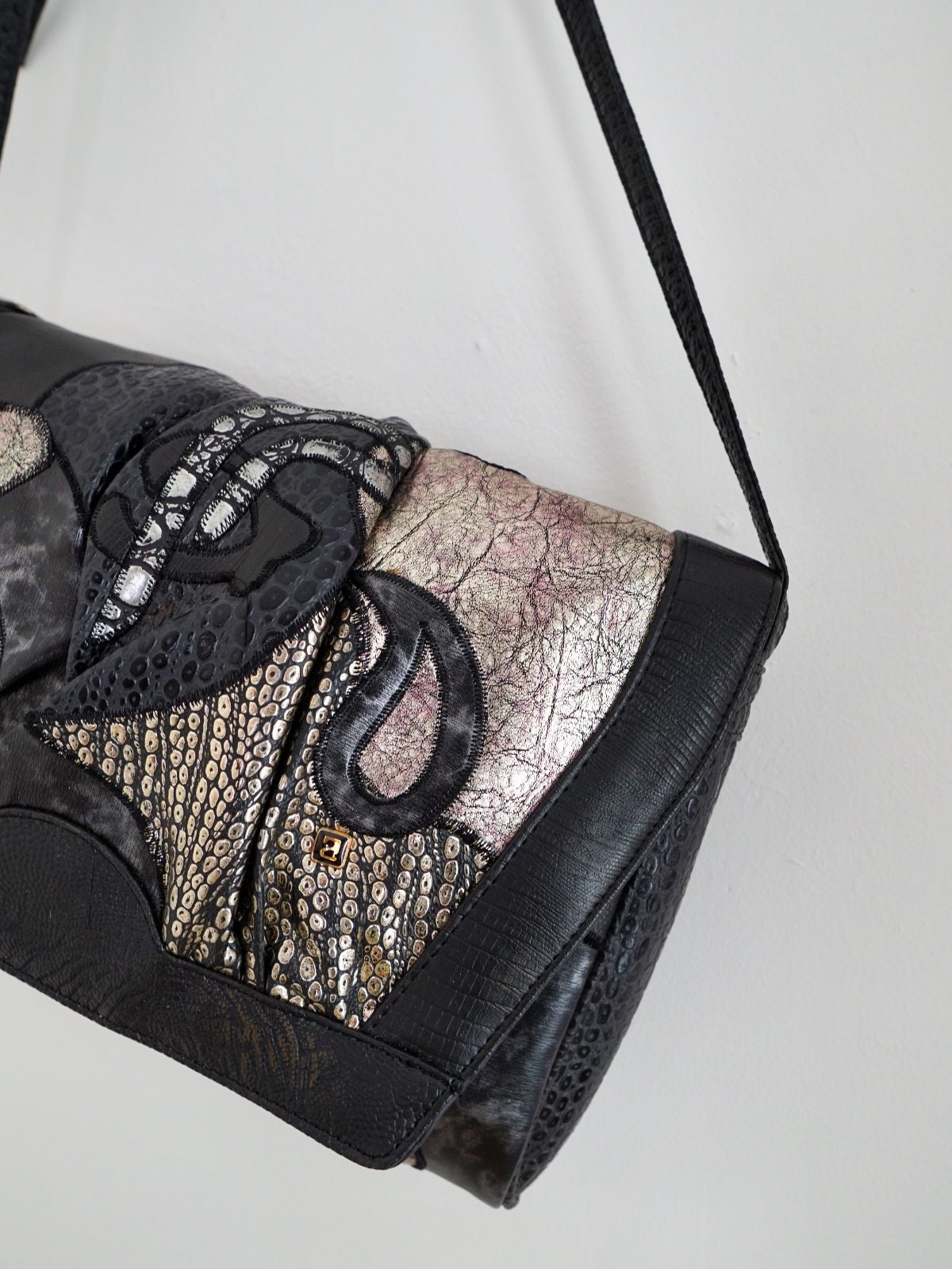 SamanthaKINGZ totebag crocodile × python NEW Nancy Gonzalez Python Crocodile Purple Gold HUGE Clutch