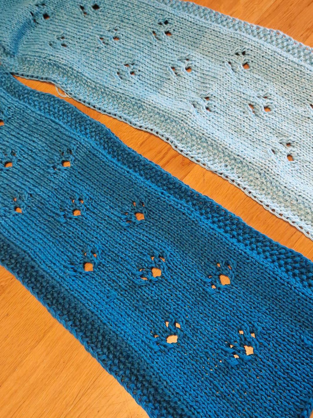 paw-print-scarf-knitting-pattern-everyday-scarf-pdf-animal-inspired